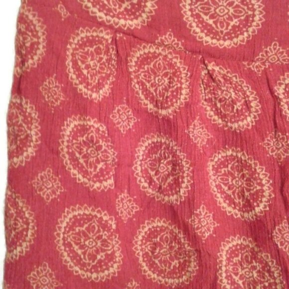 Brandy Melville One Size Shorts Red Boho Print High Waisted Crinkle Medallion - Picture 2 of 7